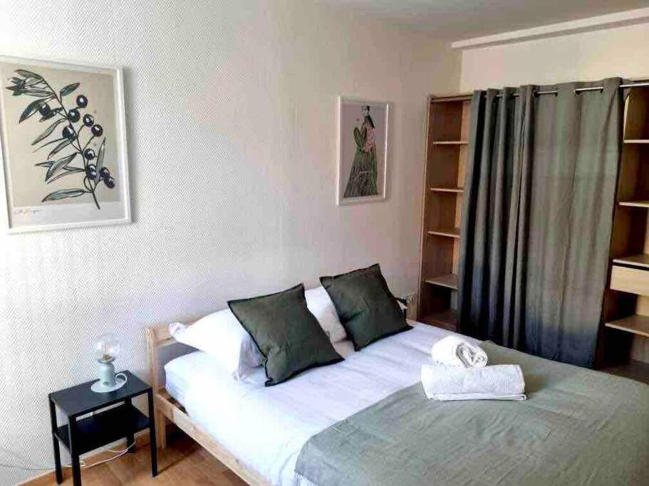 Le St Apollinaire N°2-Ma Cabotte Apartment เมกซีมิเยอซ์ ภายนอก รูปภาพ