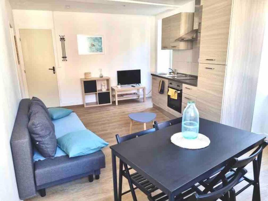 Le St Apollinaire N°2-Ma Cabotte Apartment เมกซีมิเยอซ์ ภายนอก รูปภาพ